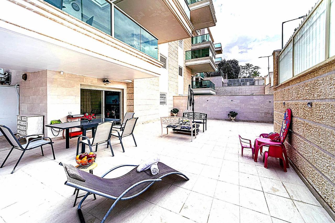 Апартаменты Milana'S Deluxe With Big Patio And Pool Эйлат Экстерьер фото
