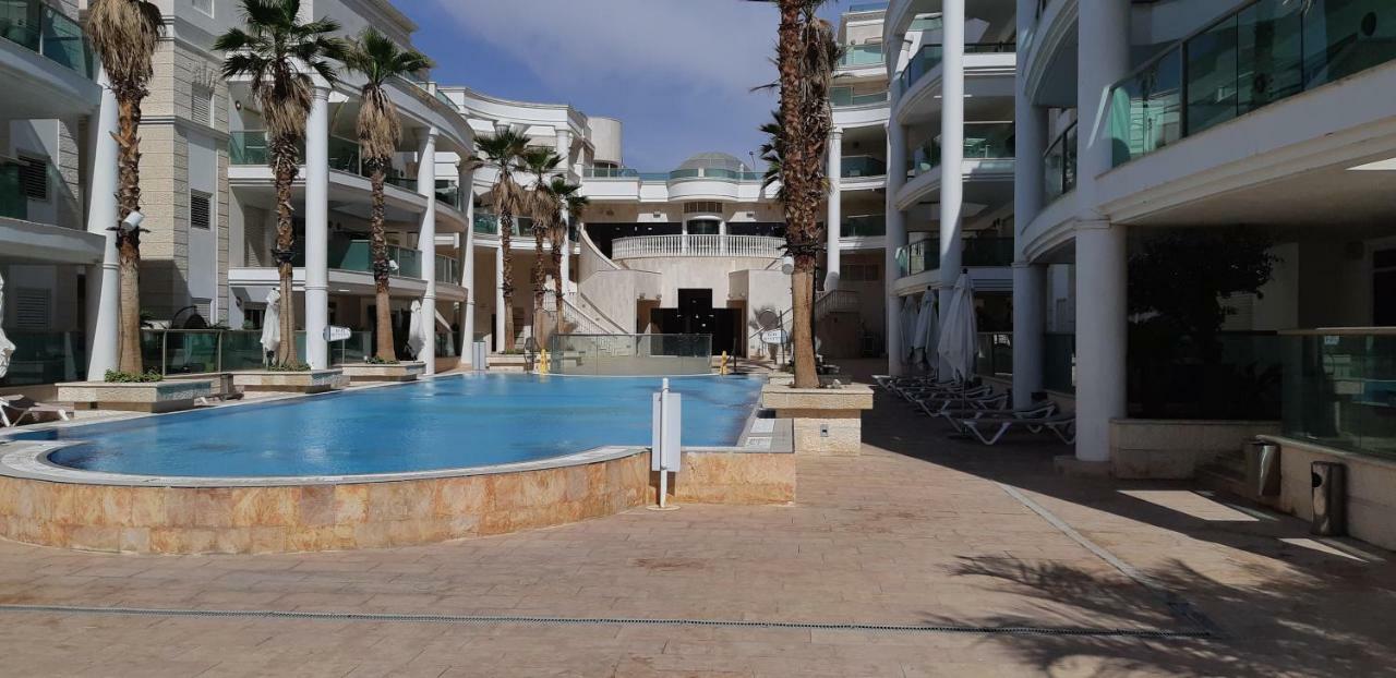 Апартаменты Milana'S Deluxe With Big Patio And Pool Эйлат Экстерьер фото